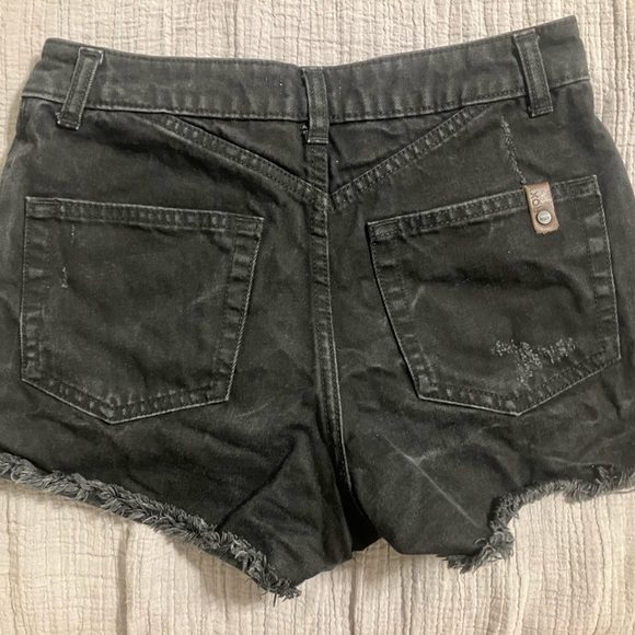 Roxy Suns Shadow Black High Waisted Shorts size 25 - Picture 4 of 6